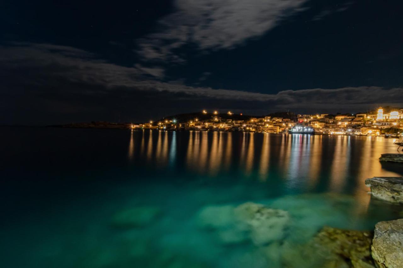 Villa Electra Chalki Town Bagian luar foto