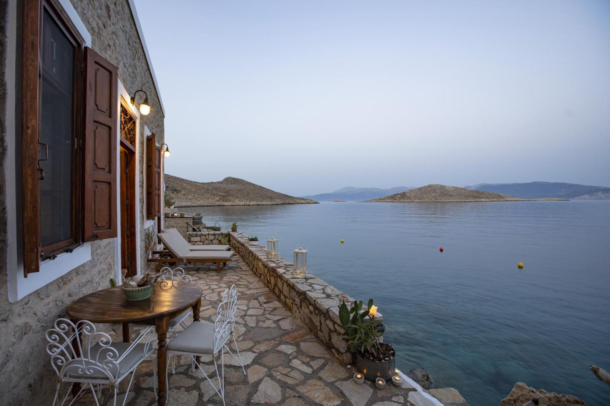 Villa Electra Chalki Town Bagian luar foto