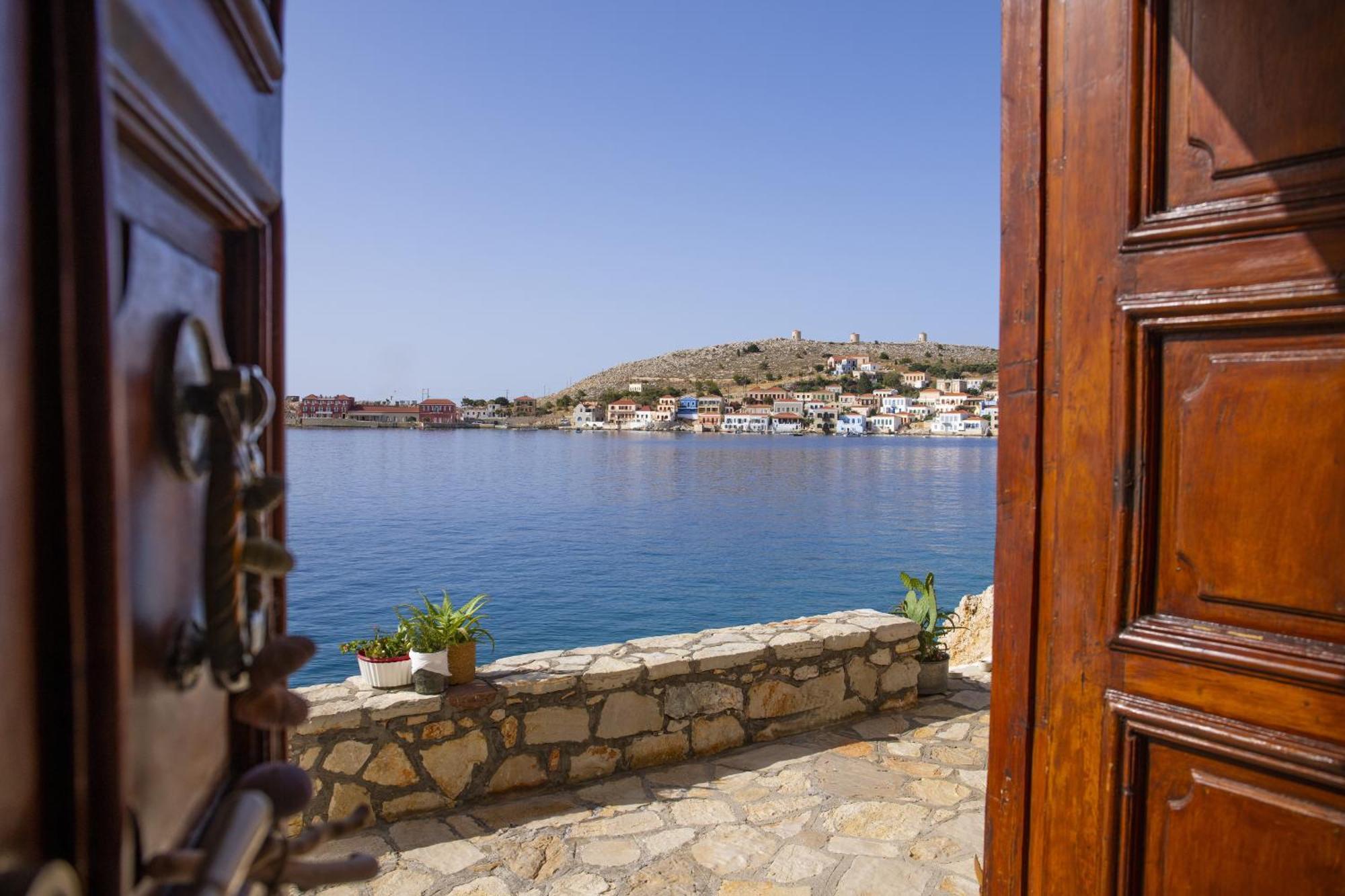 Villa Electra Chalki Town Bagian luar foto