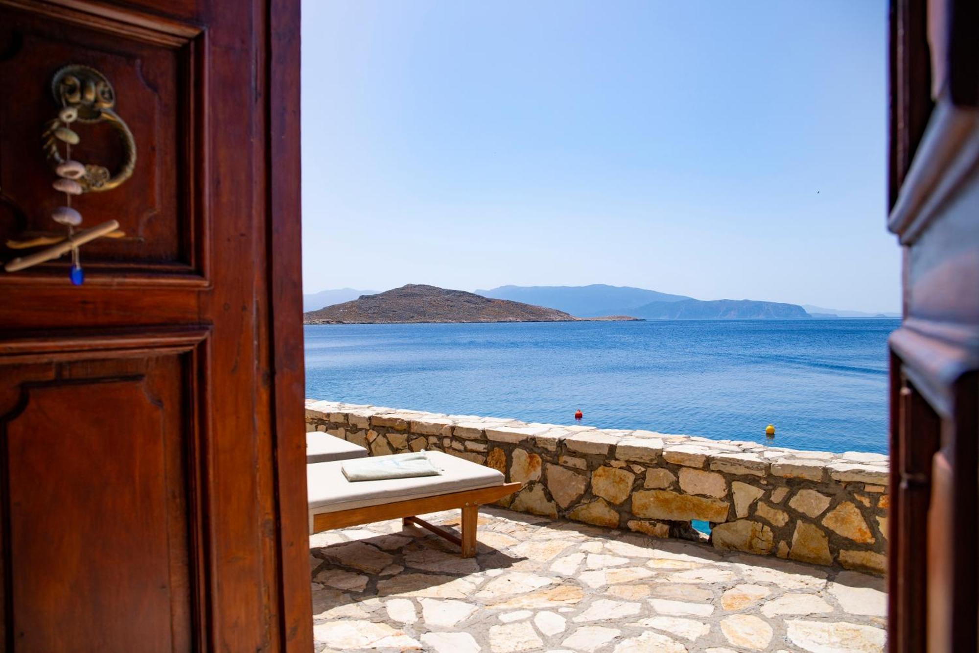 Villa Electra Chalki Town Bagian luar foto
