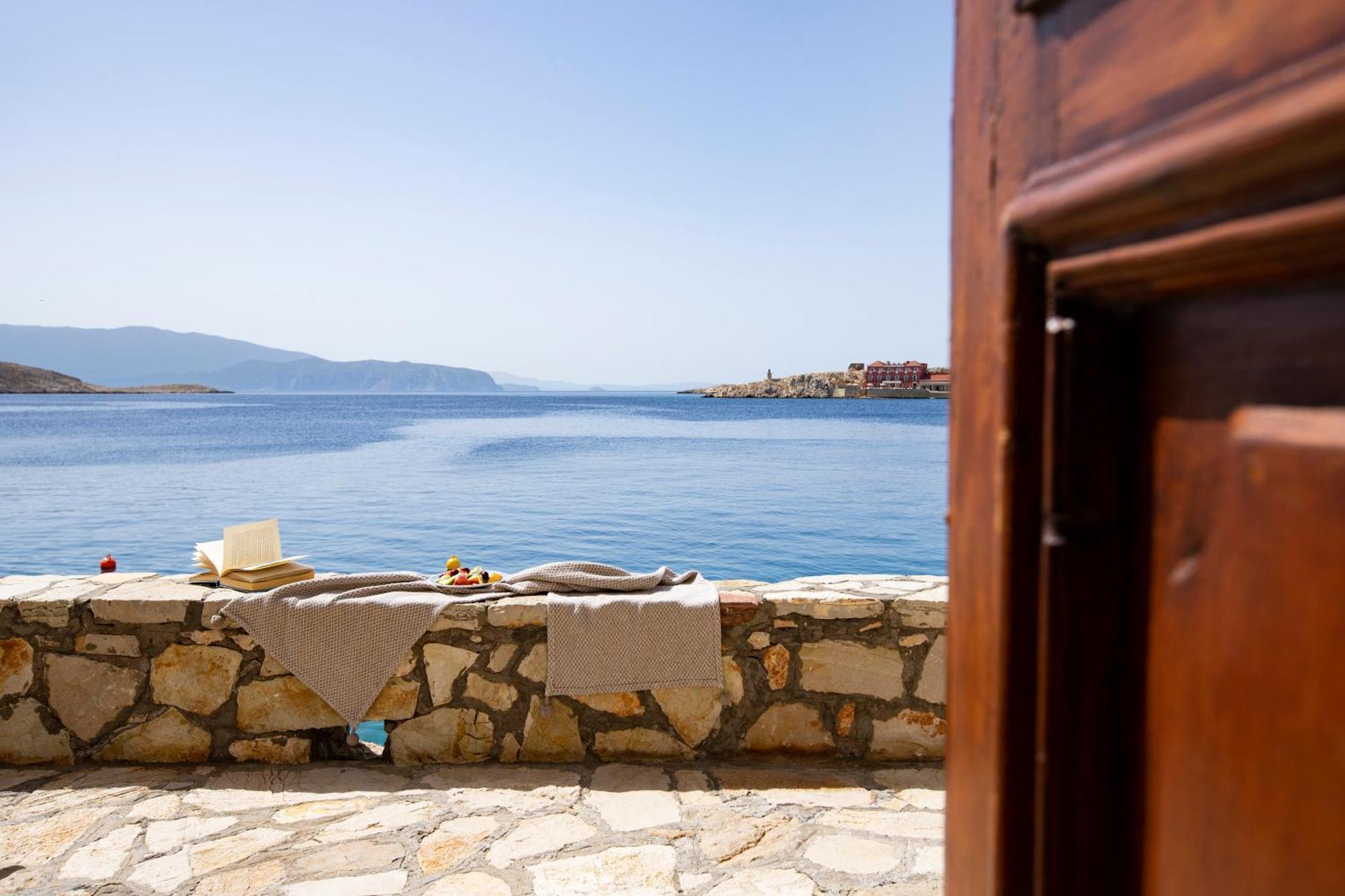 Villa Electra Chalki Town Bagian luar foto