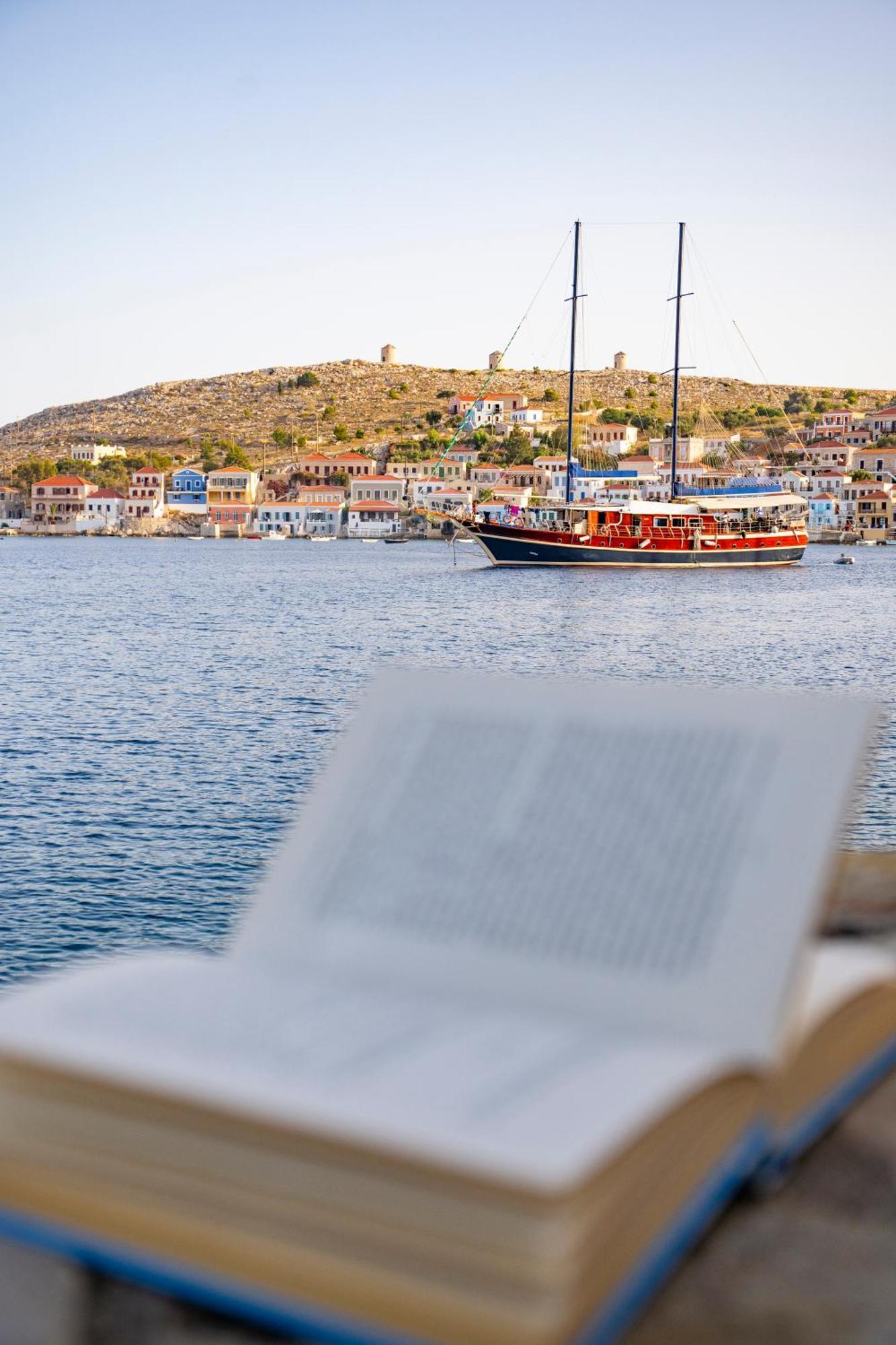 Villa Electra Chalki Town Bagian luar foto