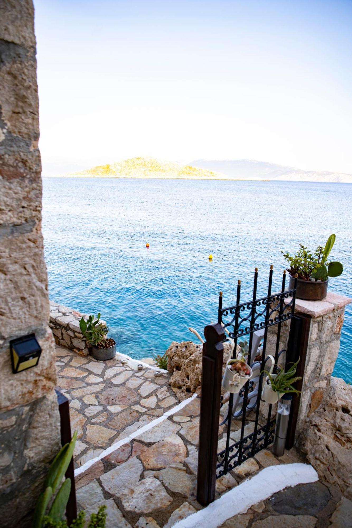 Villa Electra Chalki Town Bagian luar foto