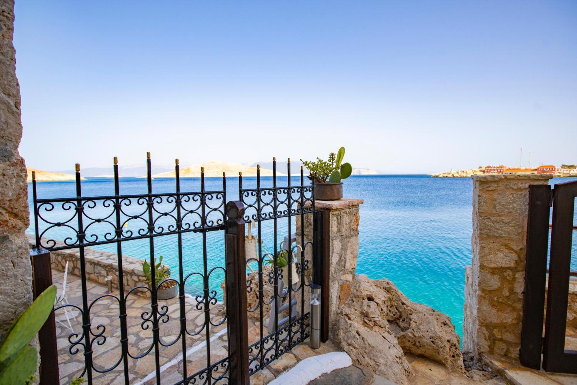 Villa Electra Chalki Town Bagian luar foto