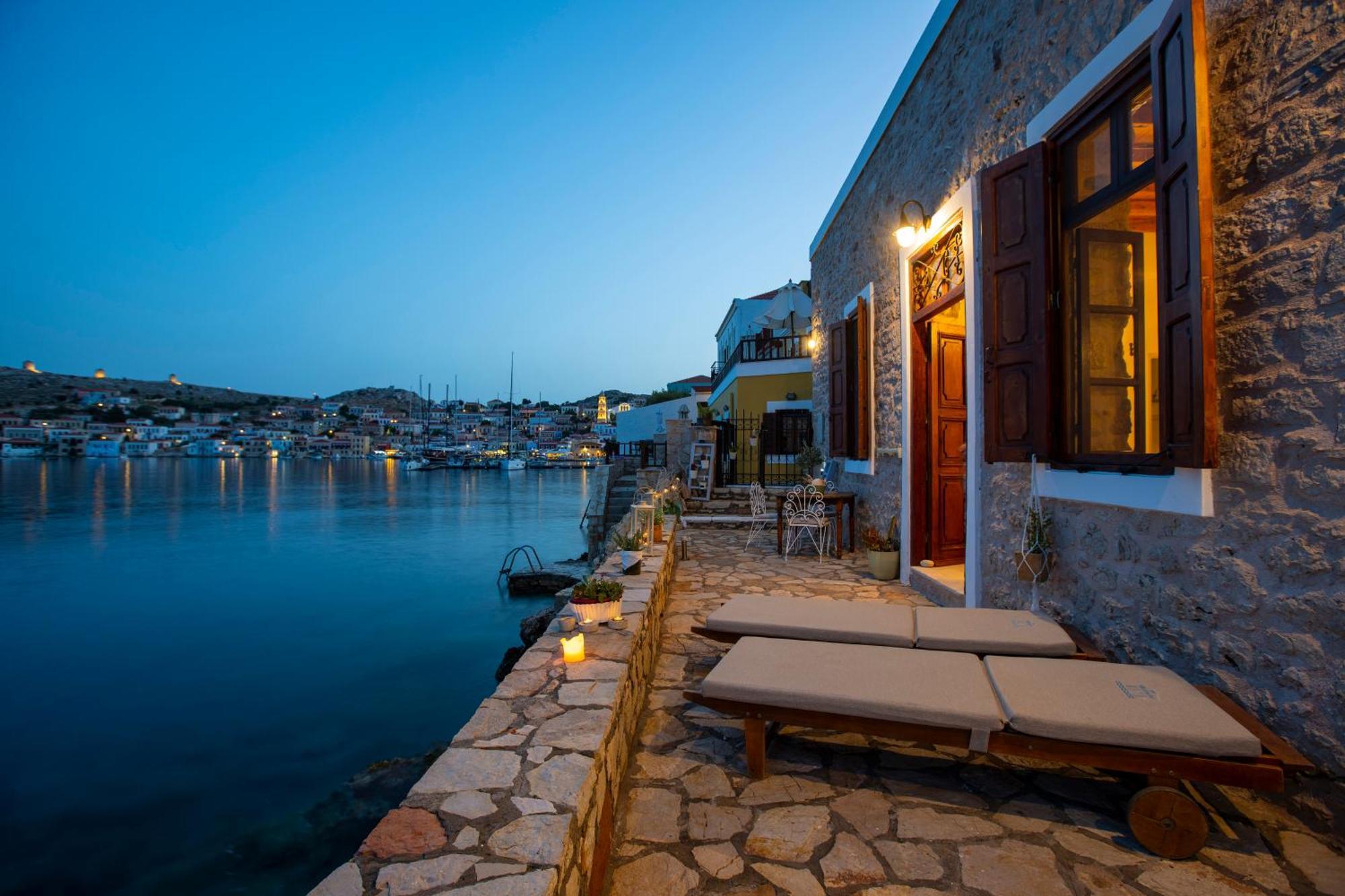 Villa Electra Chalki Town Bagian luar foto