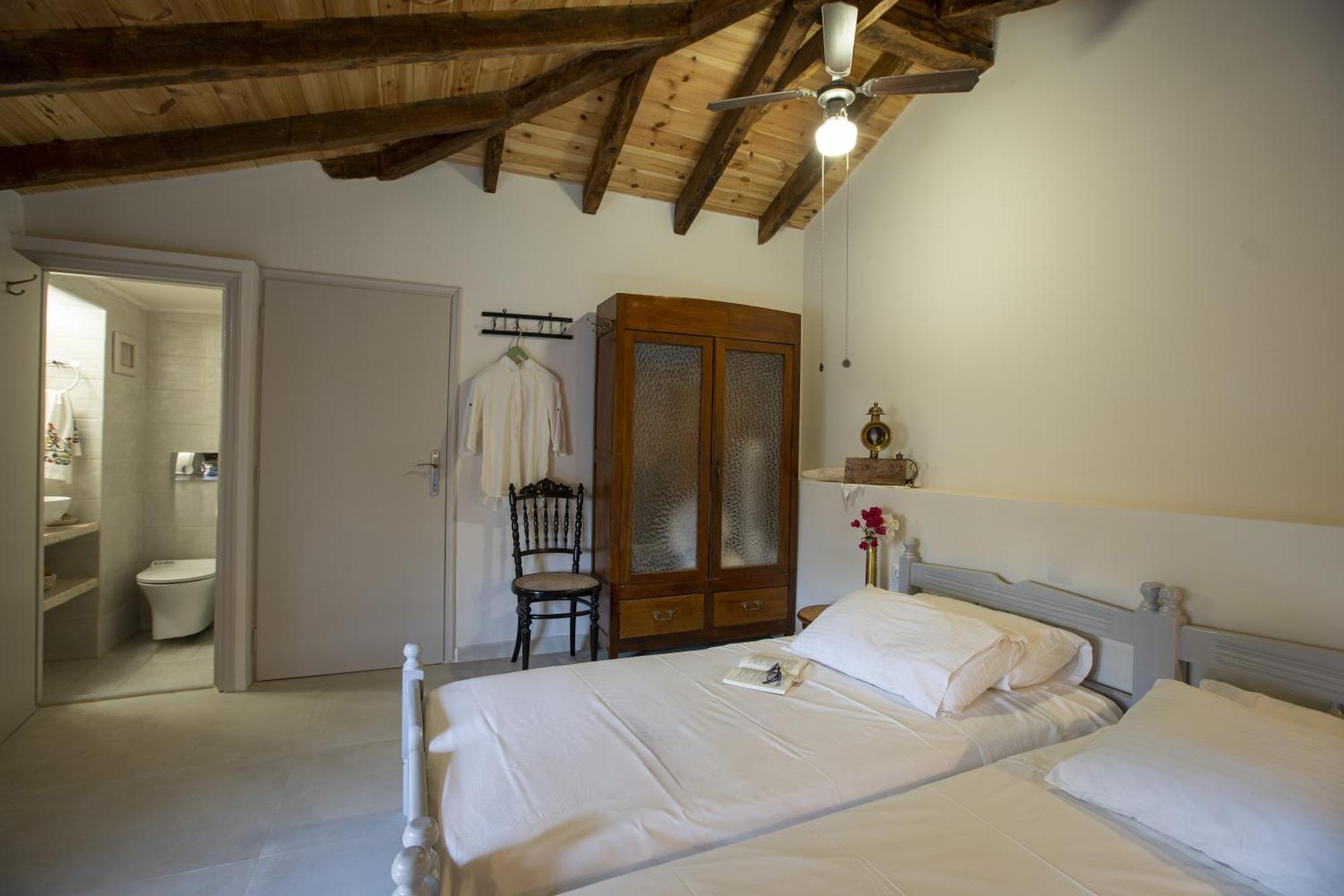 Villa Electra Chalki Town Bagian luar foto